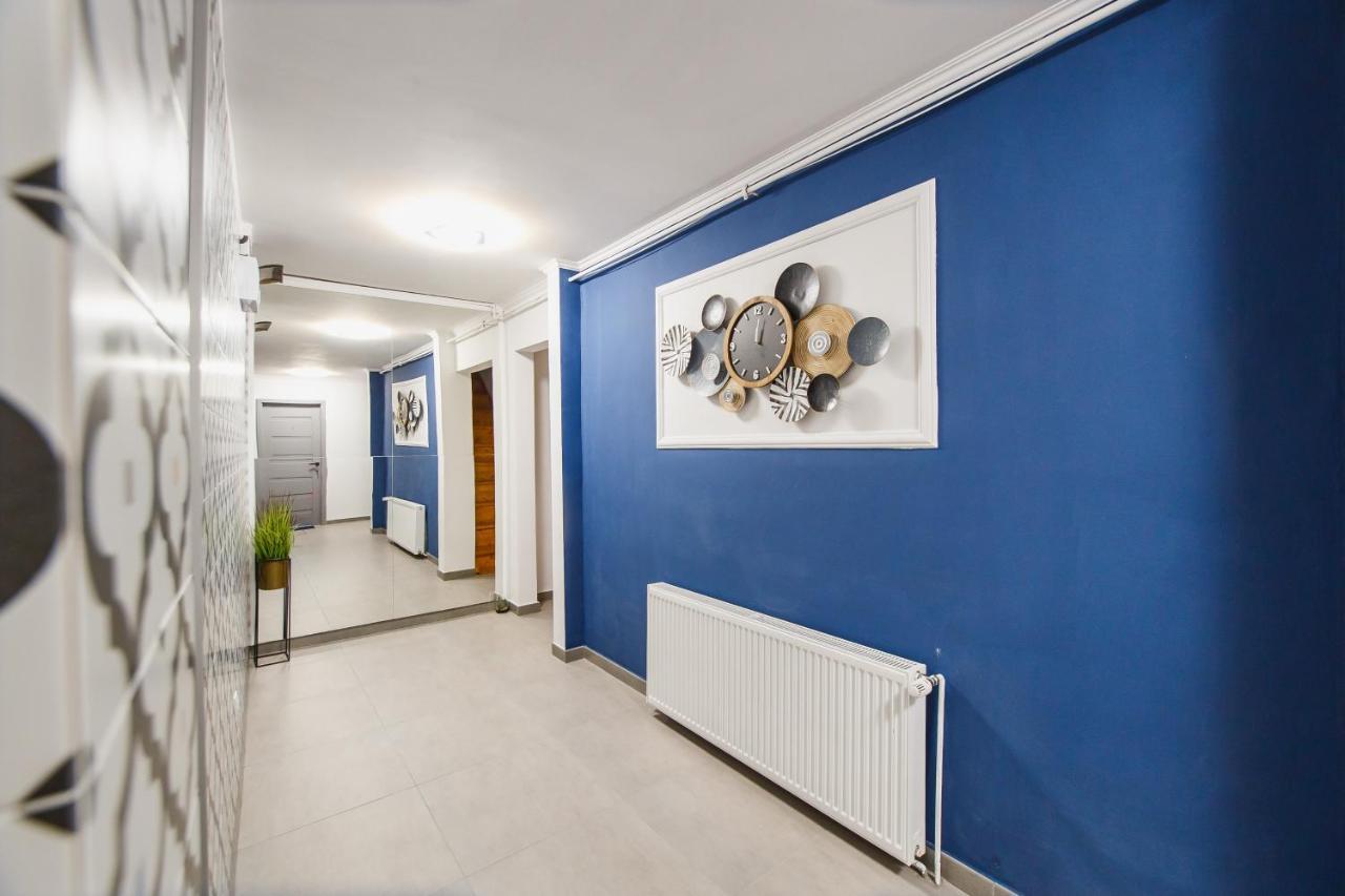 Apart Hotel Fresh Oradea Exterior foto