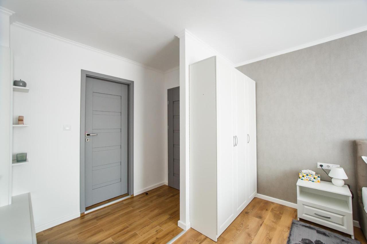 Apart Hotel Fresh Oradea Exterior foto