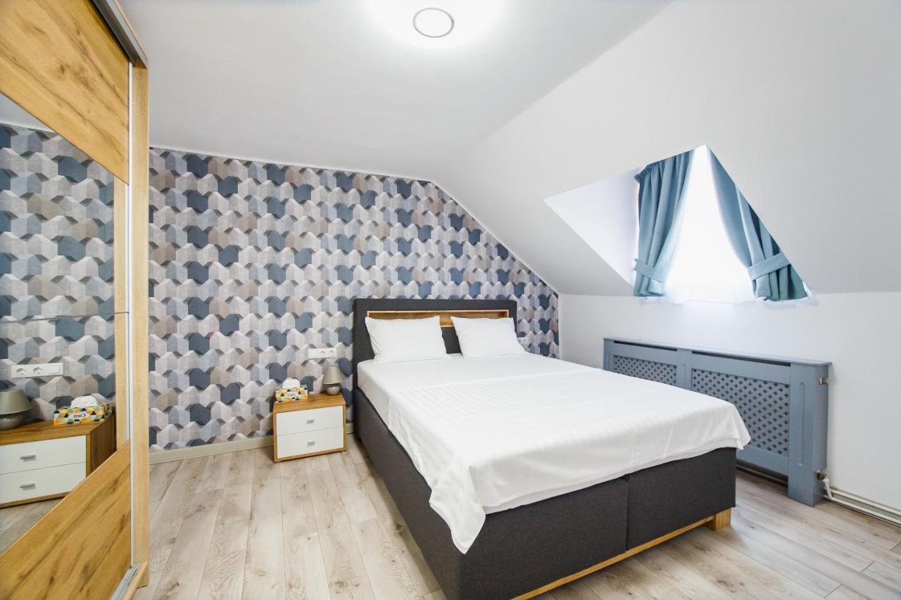 Apart Hotel Fresh Oradea Exterior foto